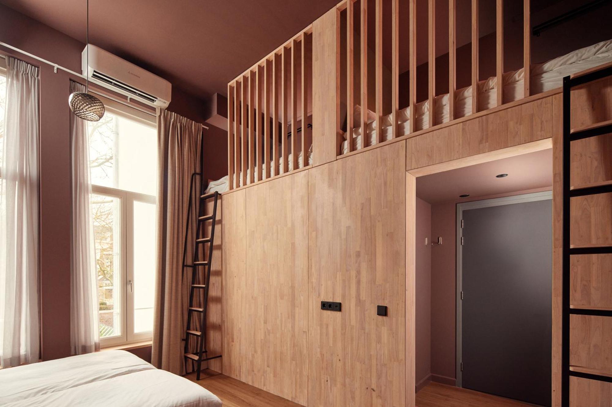 The Elephant Hostel Amsterdam Exterior photo