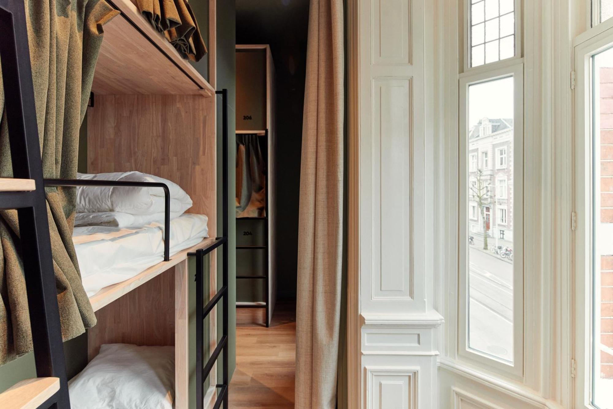 The Elephant Hostel Amsterdam Exterior photo