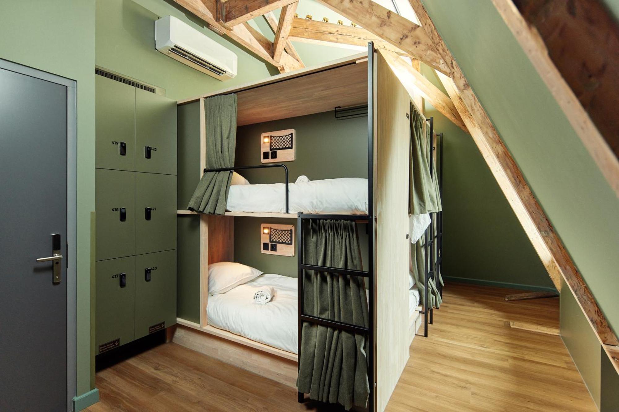 The Elephant Hostel Amsterdam Exterior photo