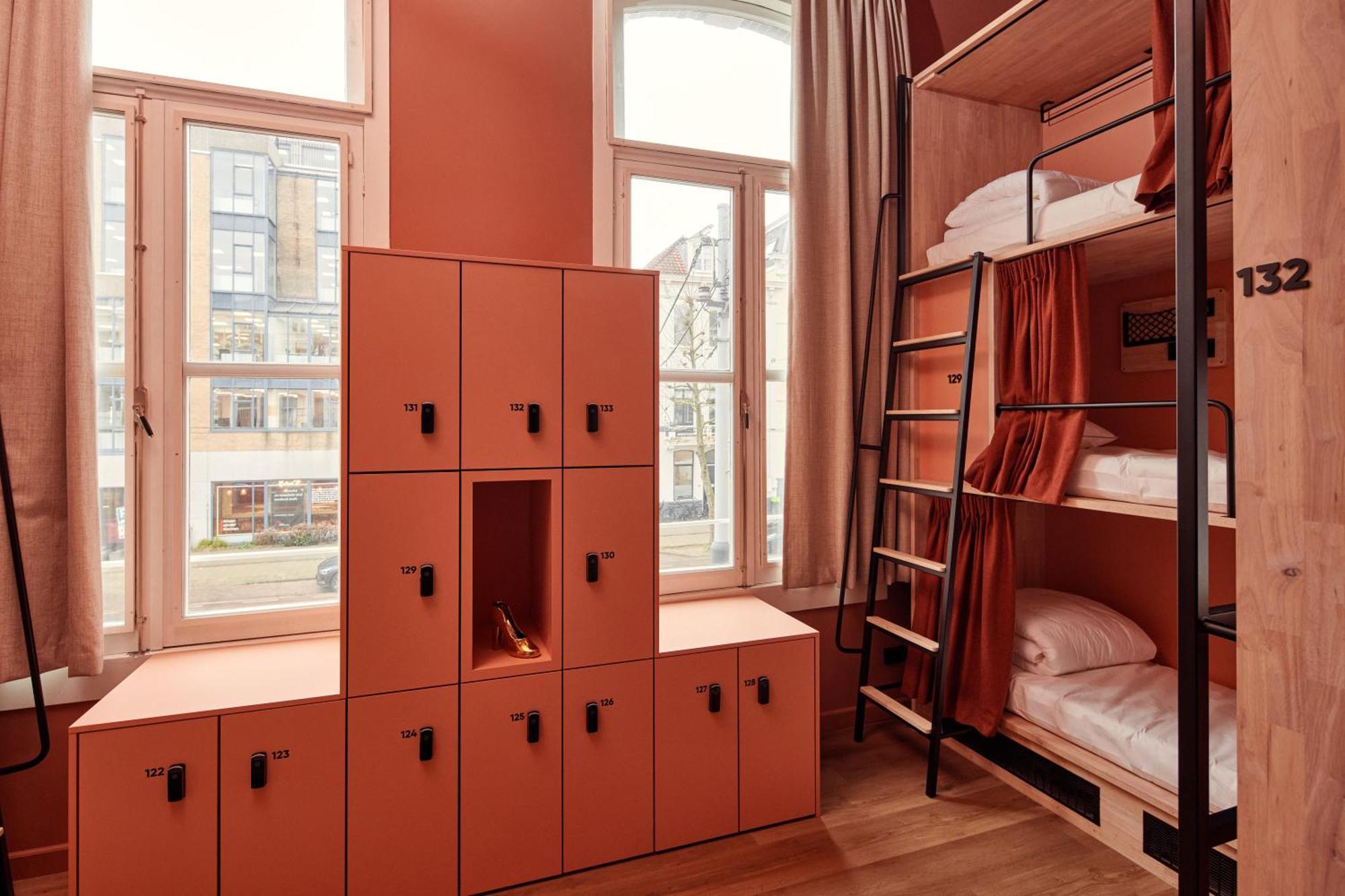 The Elephant Hostel Amsterdam Exterior photo